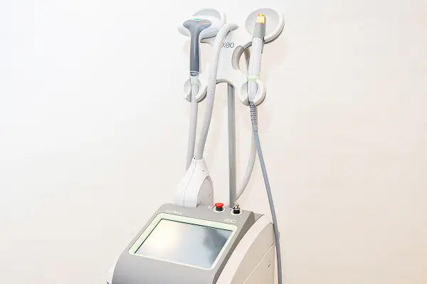 IPLかトーニングか（全顔施術）