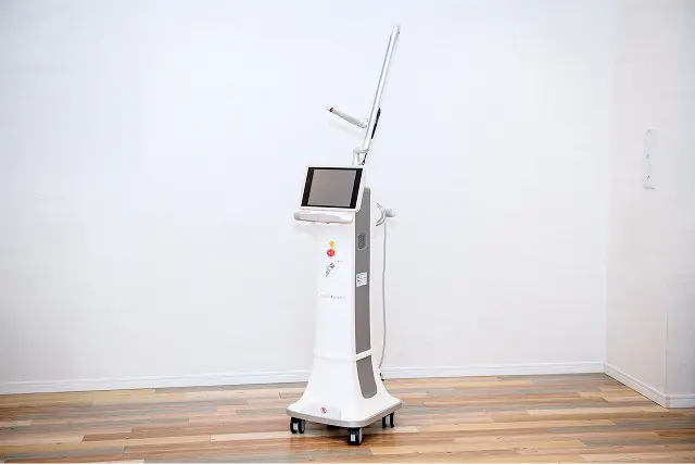 photo_aboutus_machine_co2