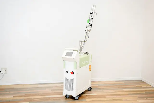 photo_aboutus_machine_qswitch